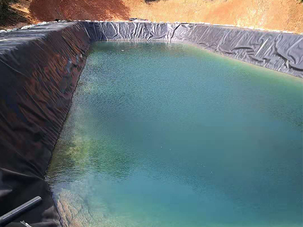 水產(chǎn)養(yǎng)殖防滲膜的摩擦性能主要表現(xiàn)有哪些？