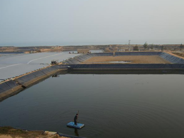 電火花法檢測(cè)水產(chǎn)土工膜的滲漏性能