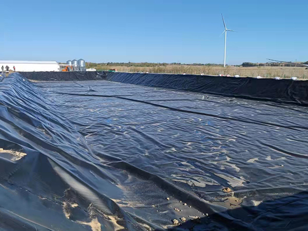 為水產(chǎn)土工膜添加抗老劑，延長(zhǎng)使用壽命