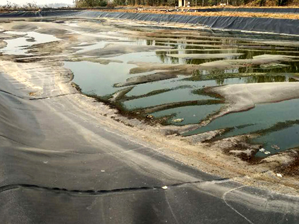 養(yǎng)殖土工膜的使用年限有哪些因素可決定？