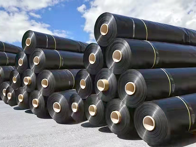 水產養(yǎng)殖防滲土工膜被廣泛應用的優(yōu)勢。