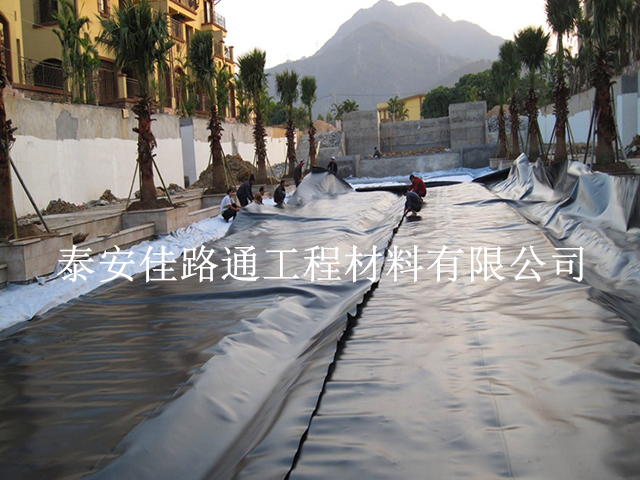 多多關(guān)注水產(chǎn)養(yǎng)殖防滲膜應(yīng)用細(xì)節(jié)施工技巧 多多關(guān)注水產(chǎn)養(yǎng)殖防滲膜應(yīng)用細(xì)節(jié)施工技巧