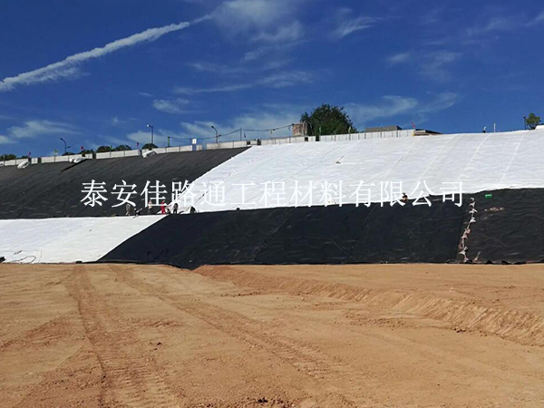 沼氣池防滲膜的焊接密封是施工要點(diǎn)之一