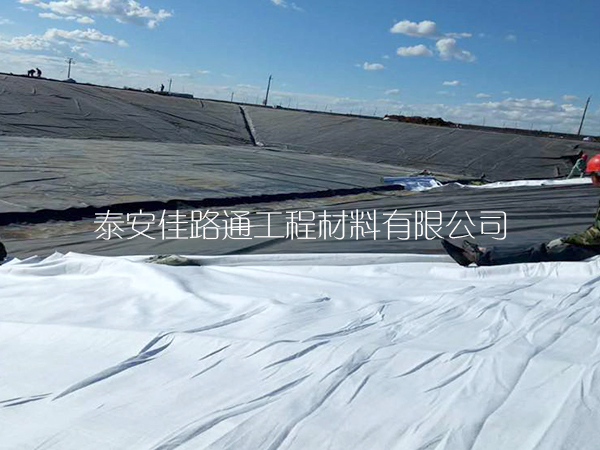 是什么原因?qū)е滤a(chǎn)養(yǎng)殖防滲膜防滲效果下降？