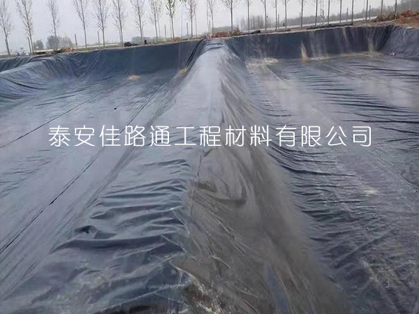 關(guān)于HDPE土工膜的驗(yàn)收有哪些注意事項(xiàng)？