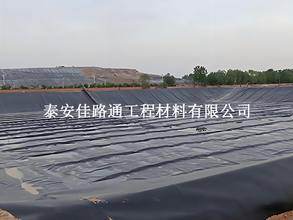 對水產(chǎn)養(yǎng)殖防滲膜進行合理焊縫驗收工作