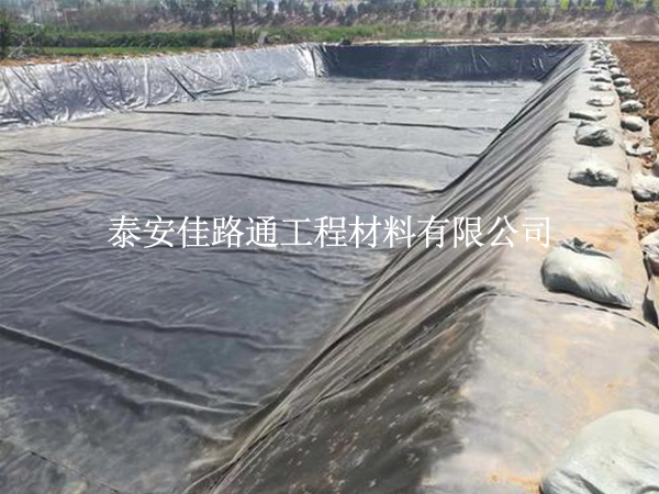 破解沼氣池防滲膜脆化難題，筑牢防滲長效防線