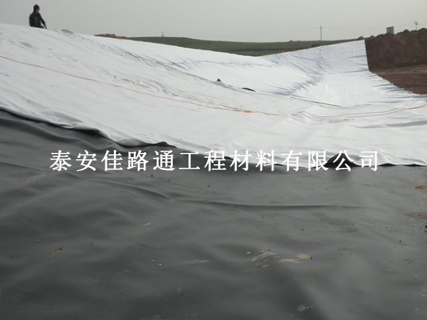 垃圾填埋場(chǎng)防滲膜破損修復(fù)指南：精準(zhǔn)處置筑牢防滲閉環(huán)