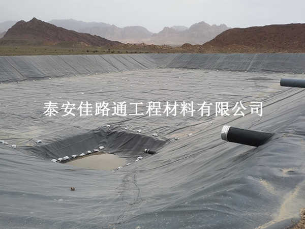 沼氣池防滲膜施工過(guò)程控制技巧 筑牢防滲密封防線 沼氣池防滲膜施工過(guò)程控制技巧 筑牢防滲密封防線